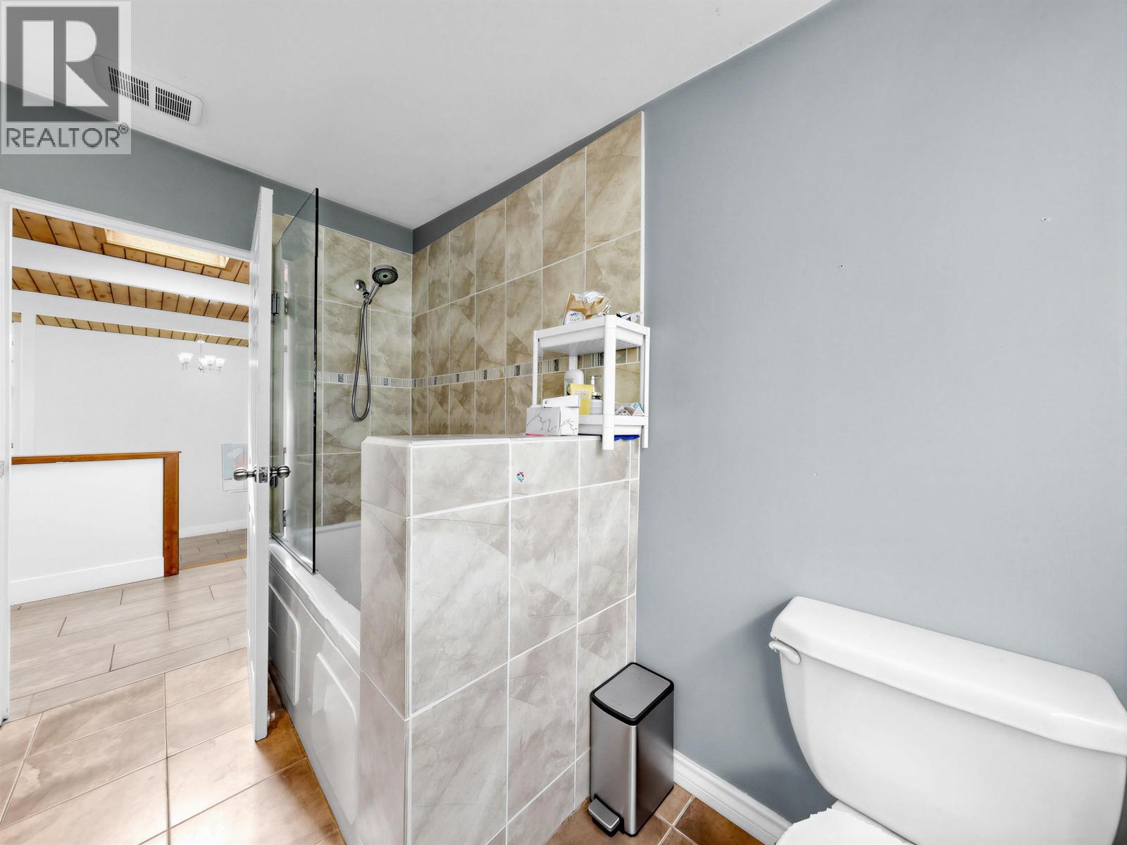 1066 Palmerston Avenue Property Photo 30