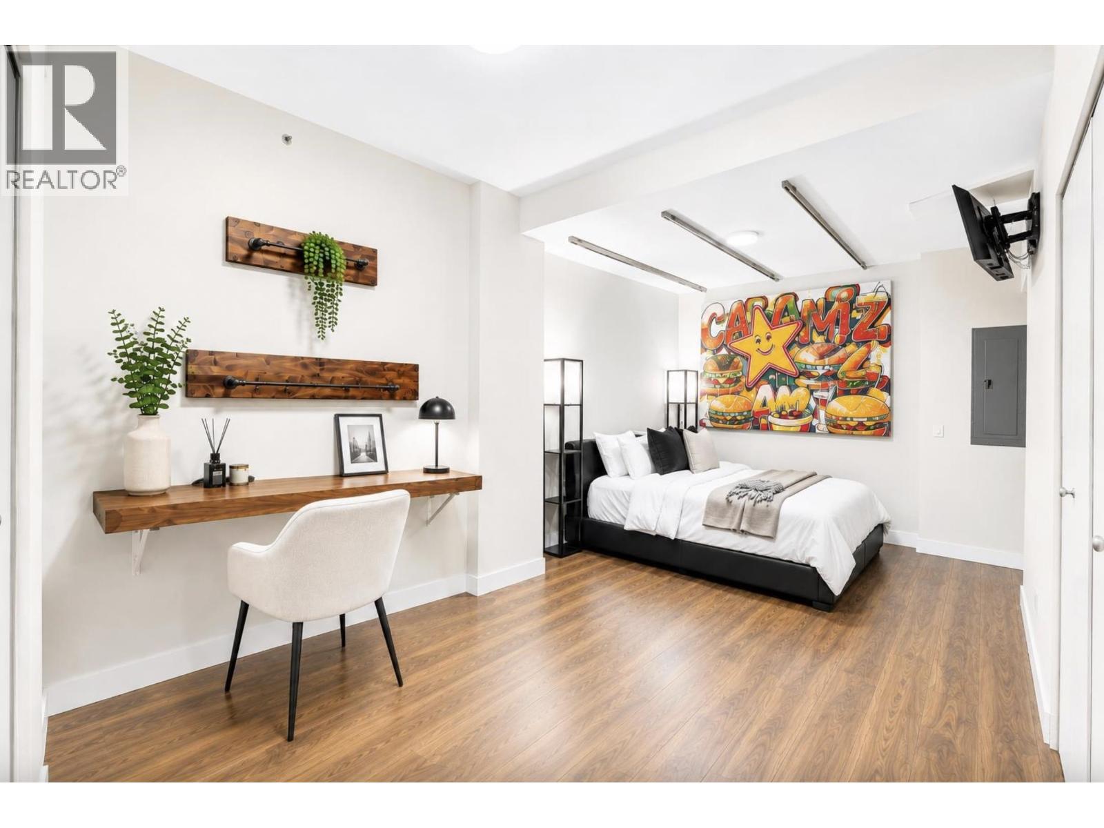 101 2511 Quebec Street Property Photo 10