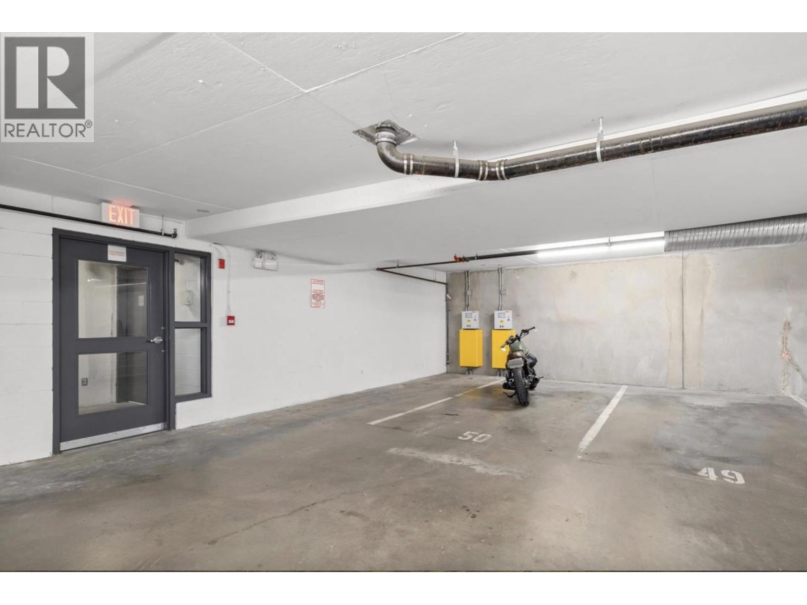 101 2511 Quebec Street Property Photo 21