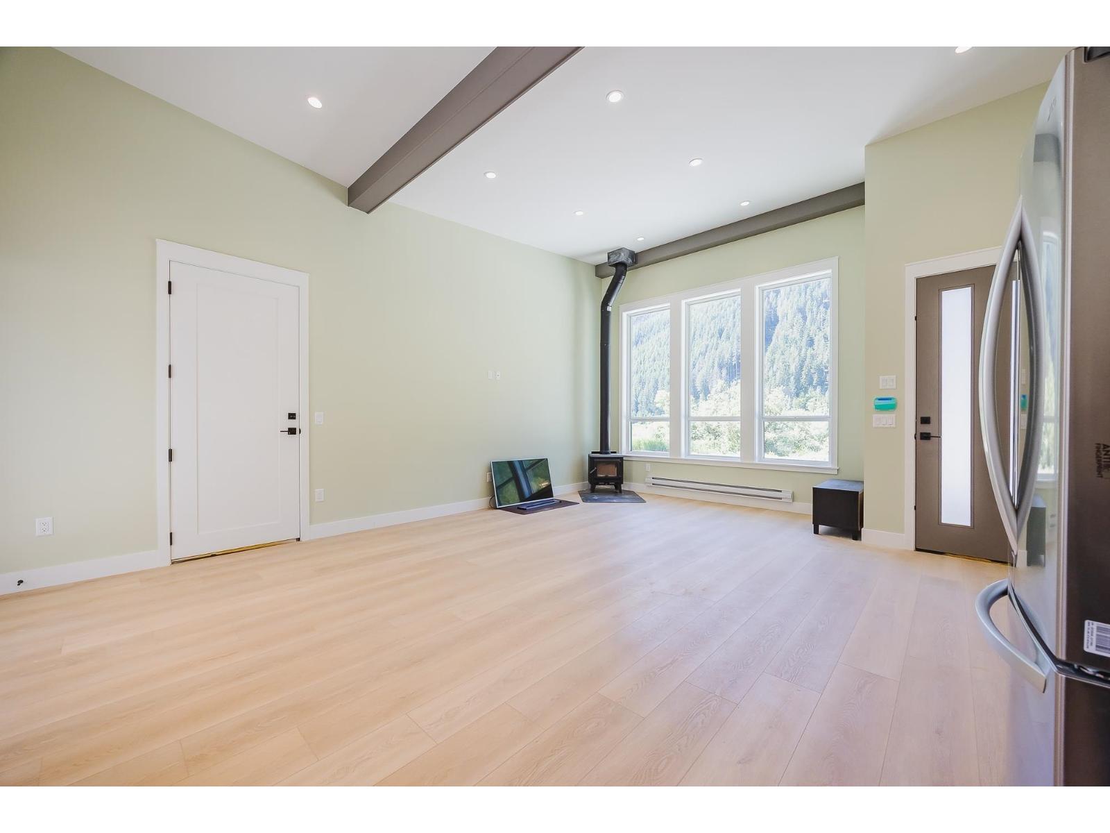71358 Grove Place #hg 187 Property Photo 4
