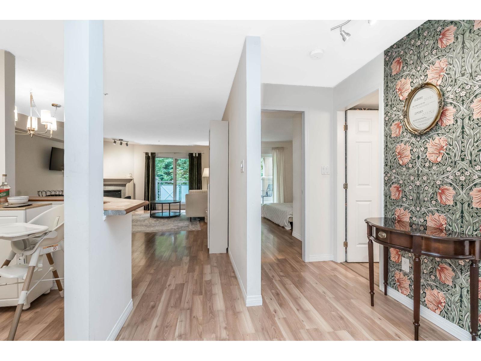 308 15140 29a Avenue Property Photo 10