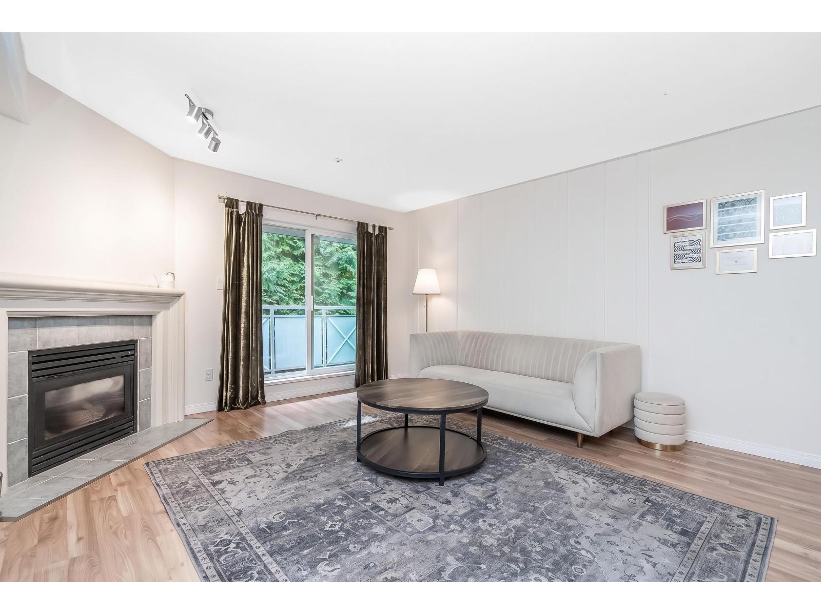 308 15140 29a Avenue Property Photo 17