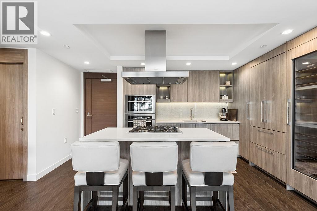 507 1768 Cook Street Property Photo 17