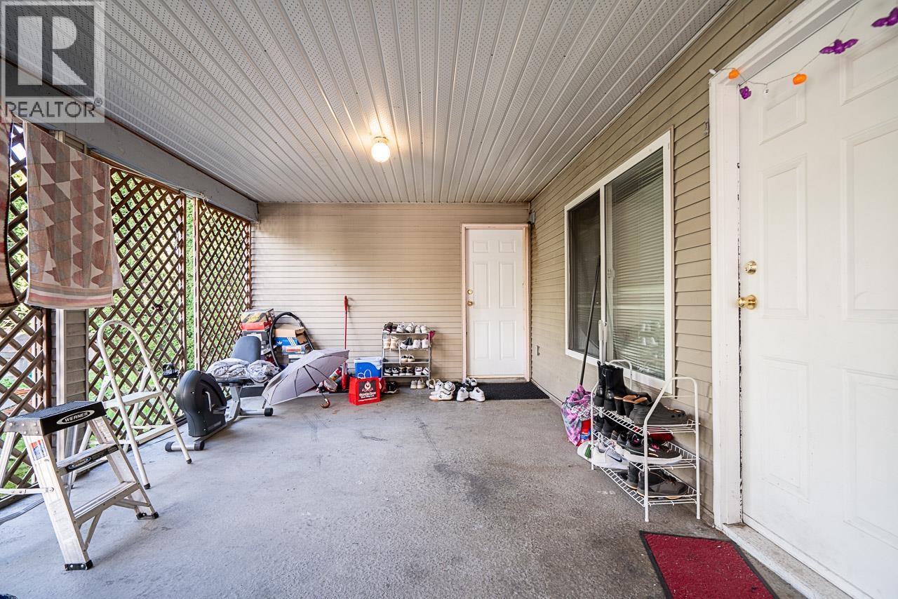 319 Lawrence Street Property Photo 18