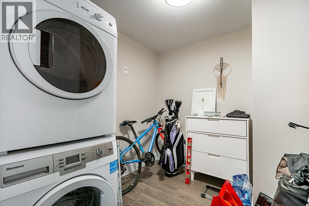 524 1783 Manitoba Street Property Photo 16