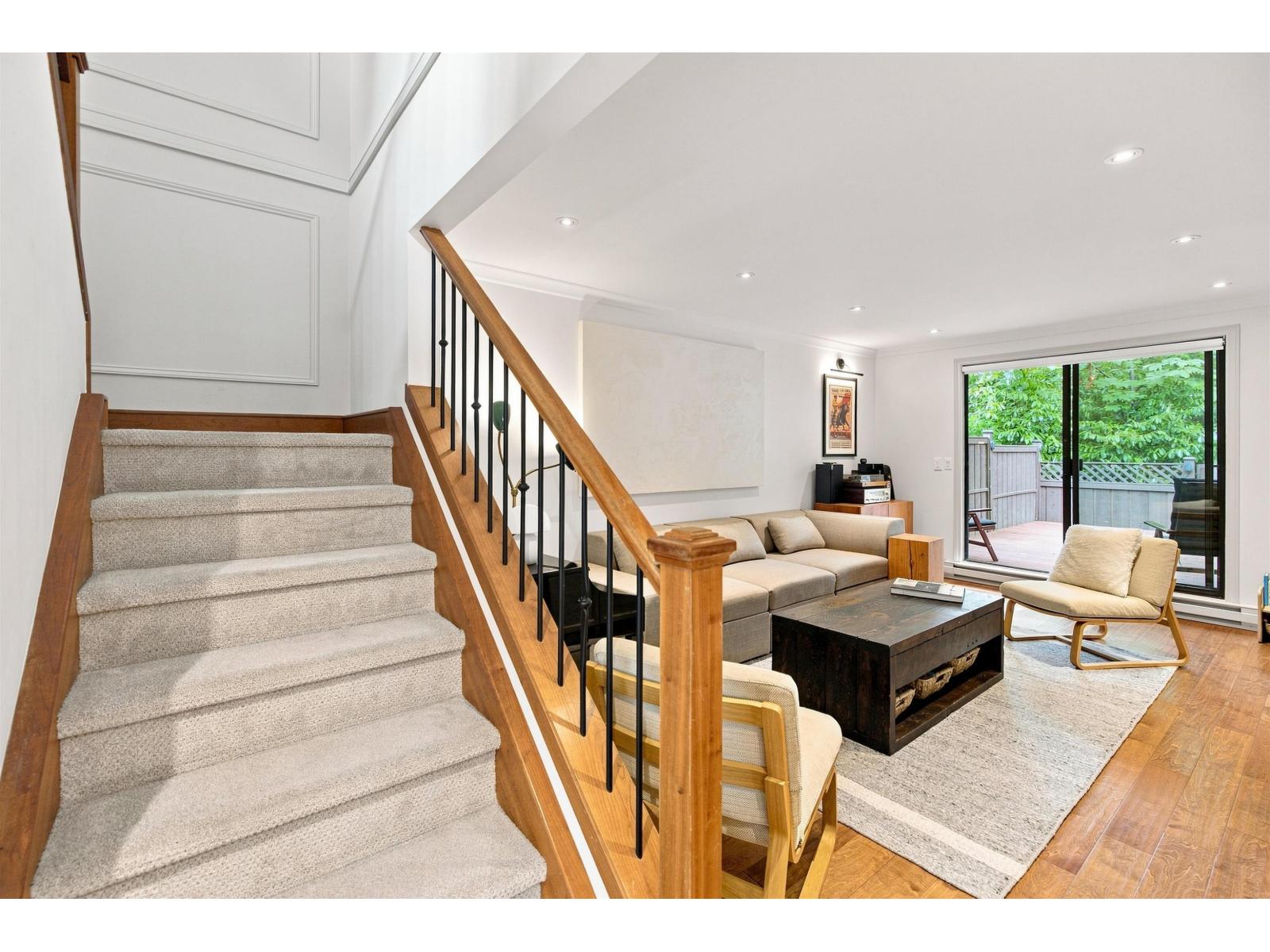 6 4860 207 Street Property Photo 8
