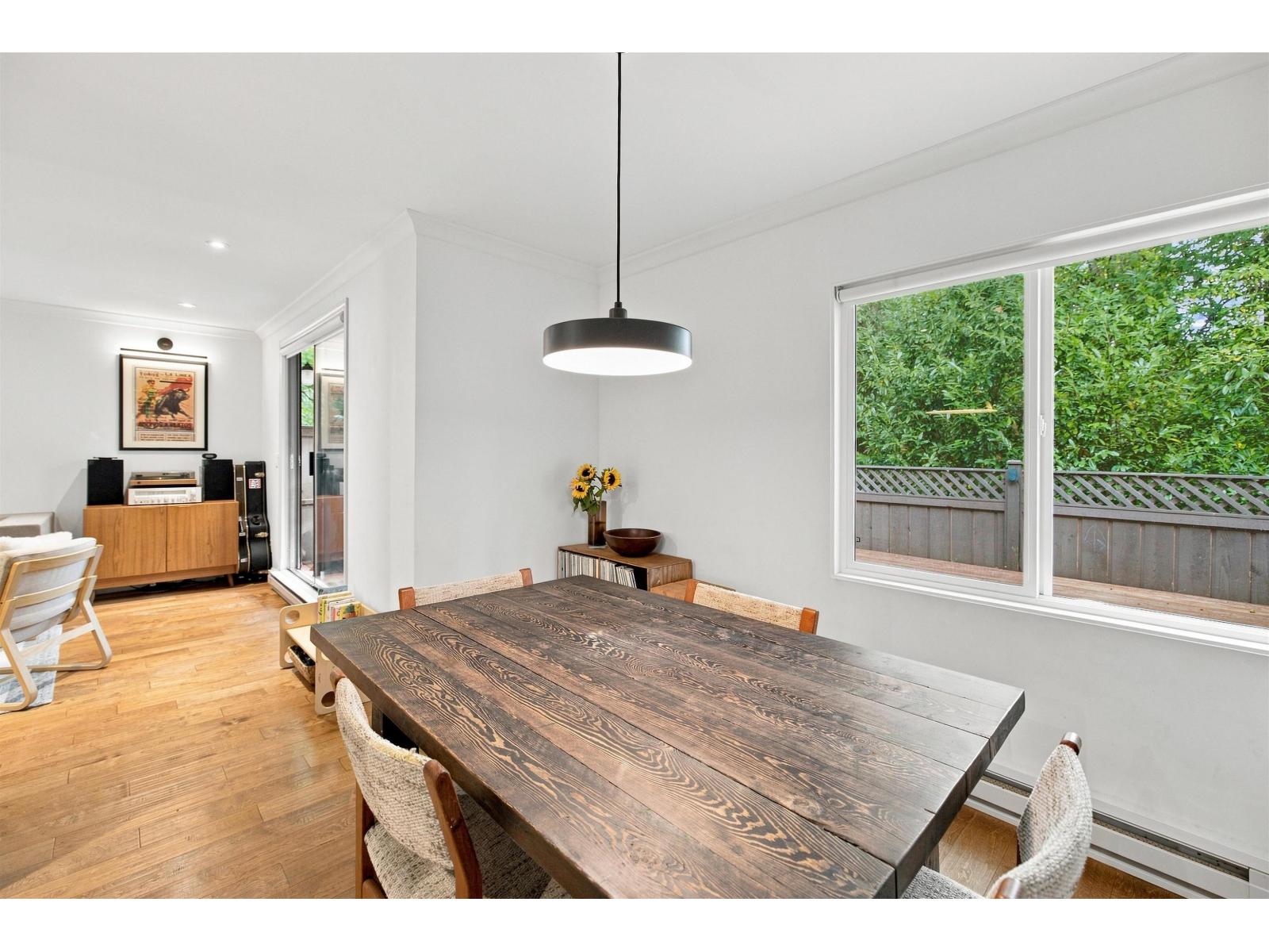 6 4860 207 Street Property Photo 12