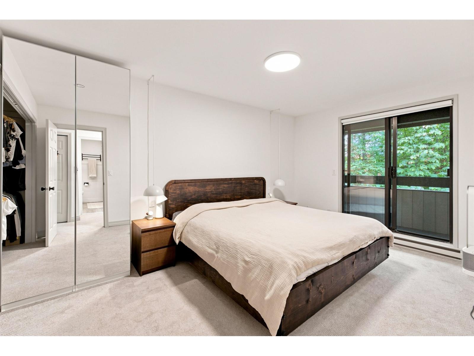 6 4860 207 Street Property Photo 17
