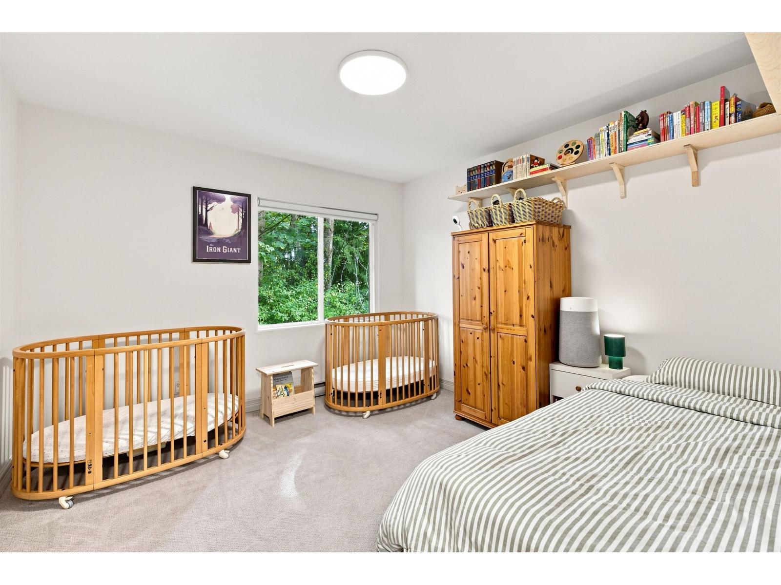6 4860 207 Street Property Photo 20