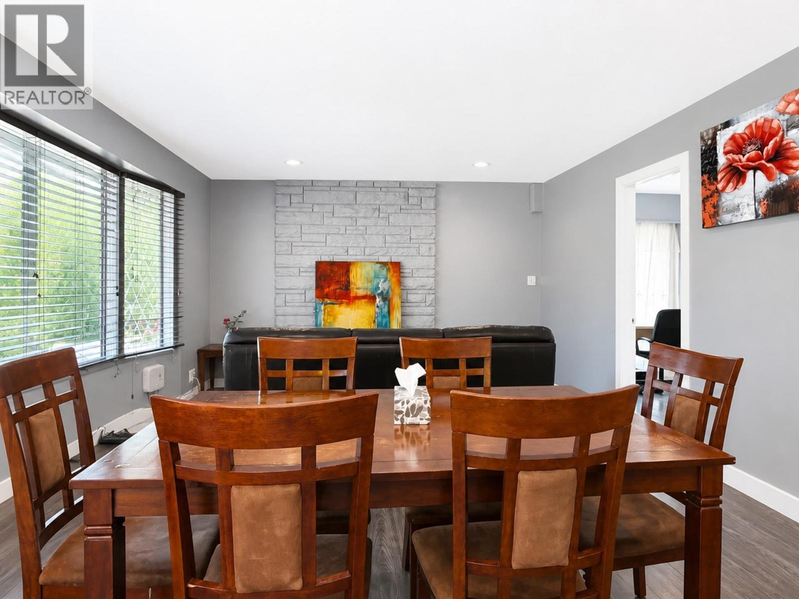 6175 Quebec Street Property Photo 8