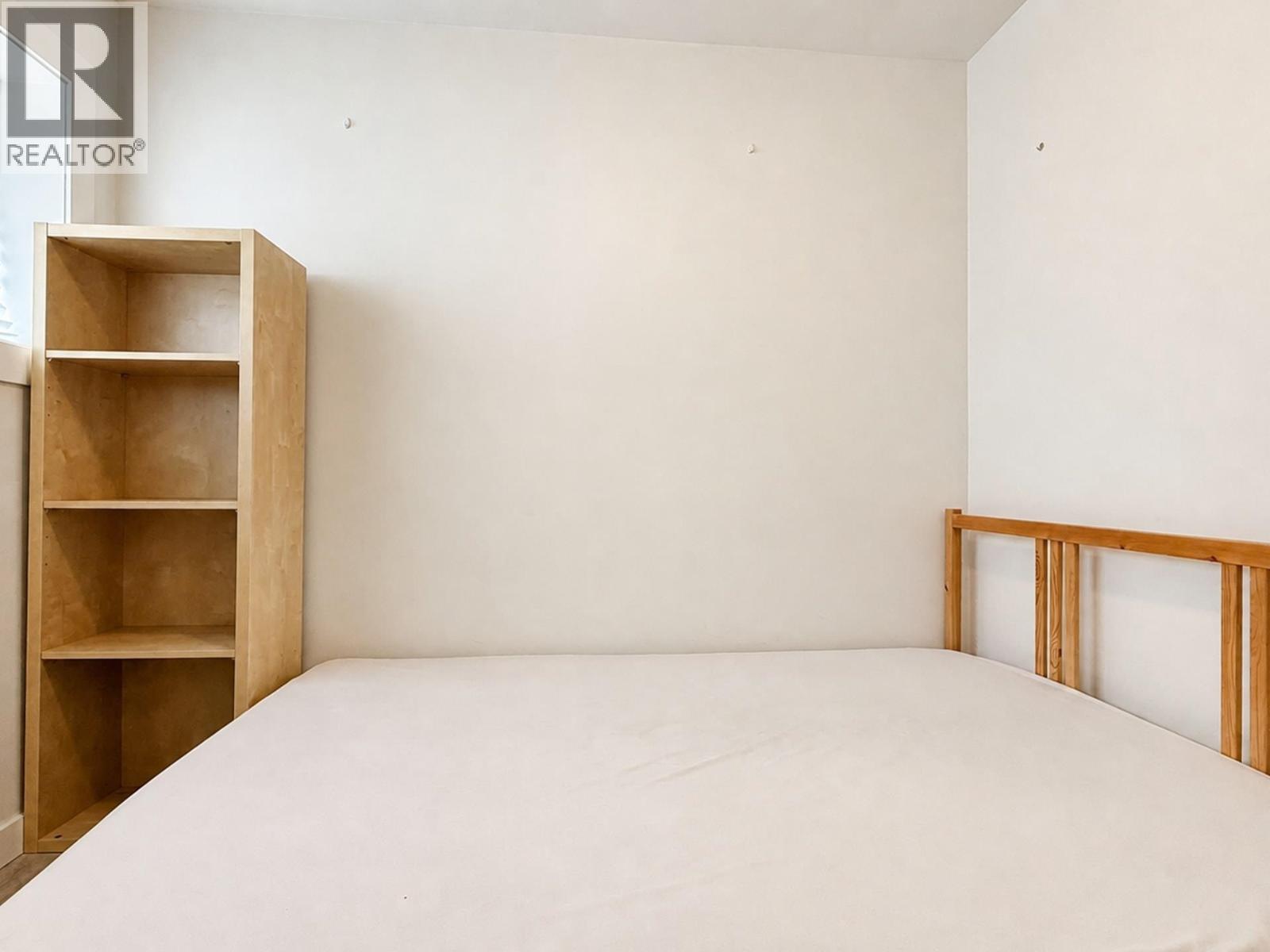 6175 Quebec Street Property Photo 28