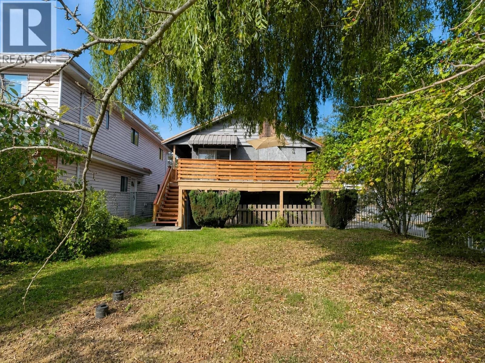 6175 Quebec Street Property Photo 38