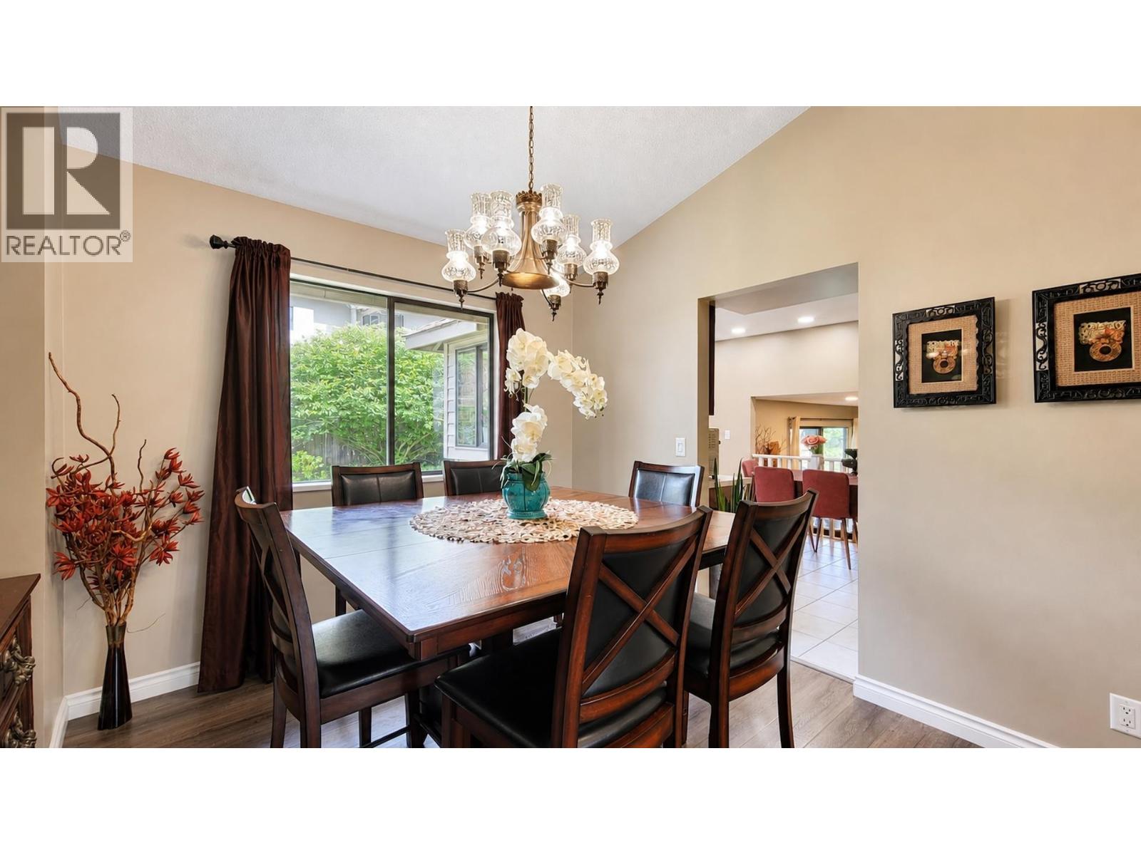 2961 Walton Avenue Property Photo 11