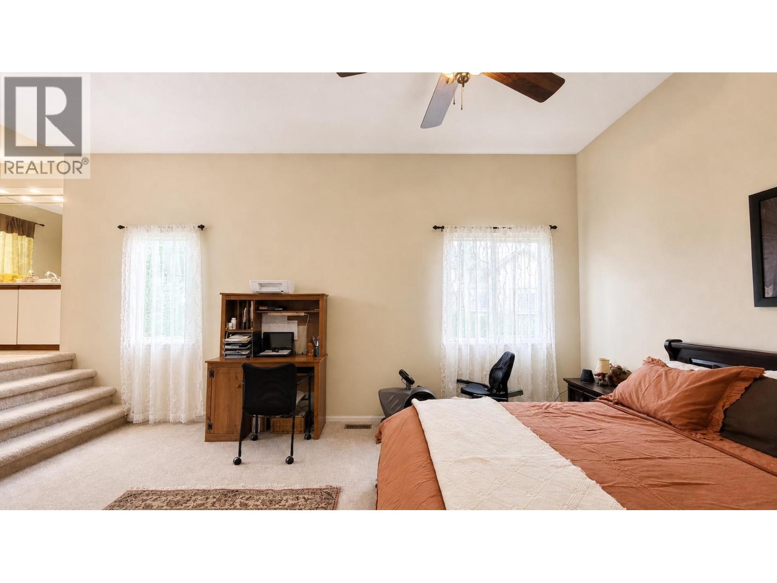 2961 Walton Avenue Property Photo 24