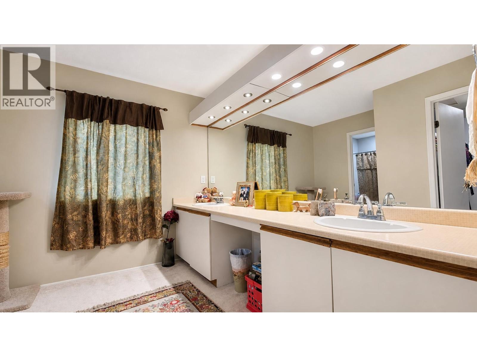 2961 Walton Avenue Property Photo 26