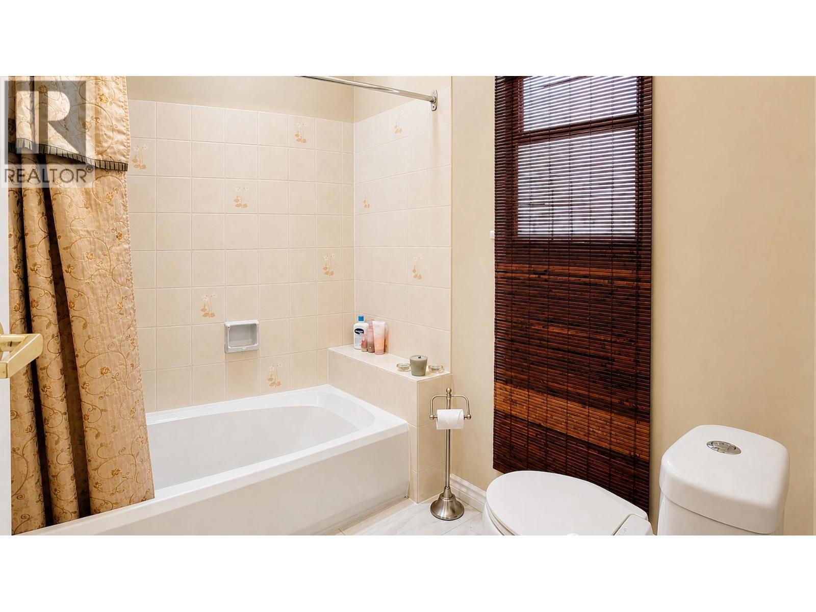 2961 Walton Avenue Property Photo 27