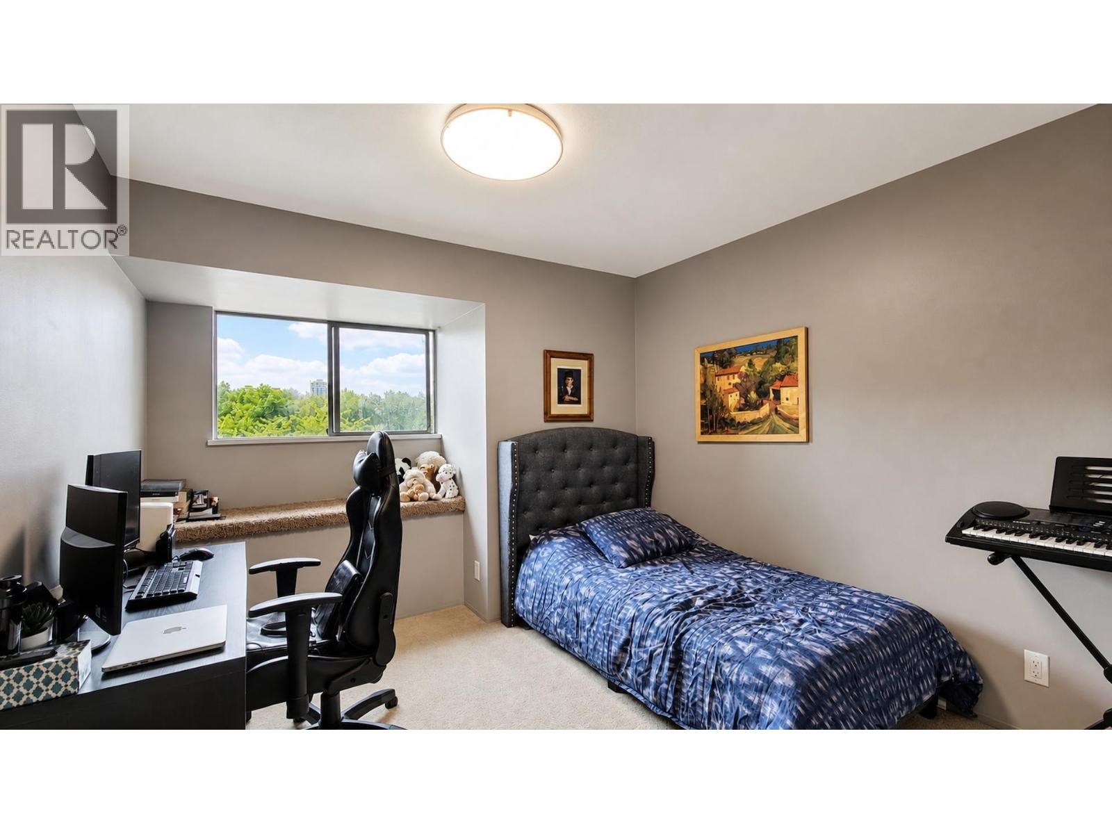 2961 Walton Avenue Property Photo 30