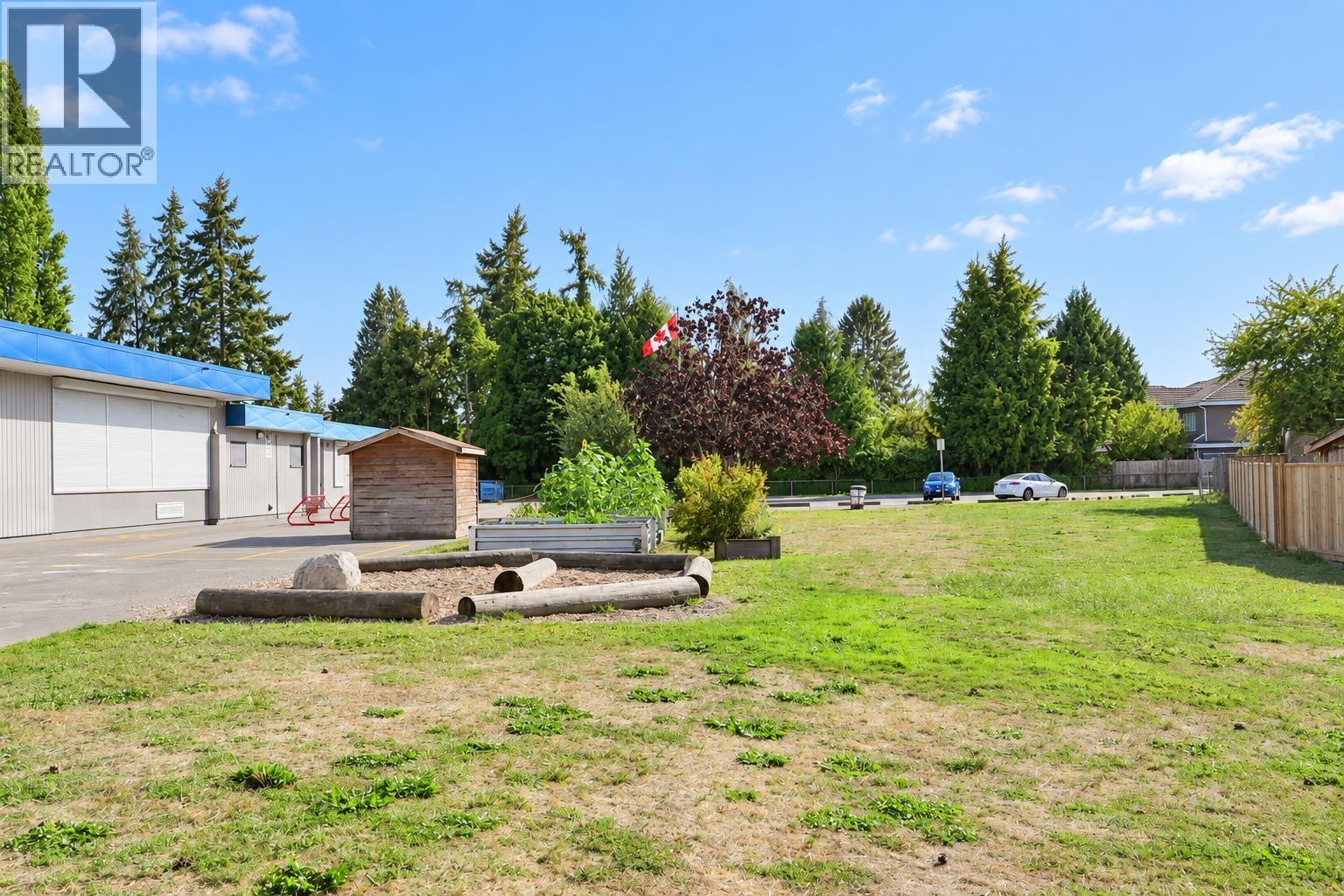 303 7240 Lindsay Road Property Photo 17