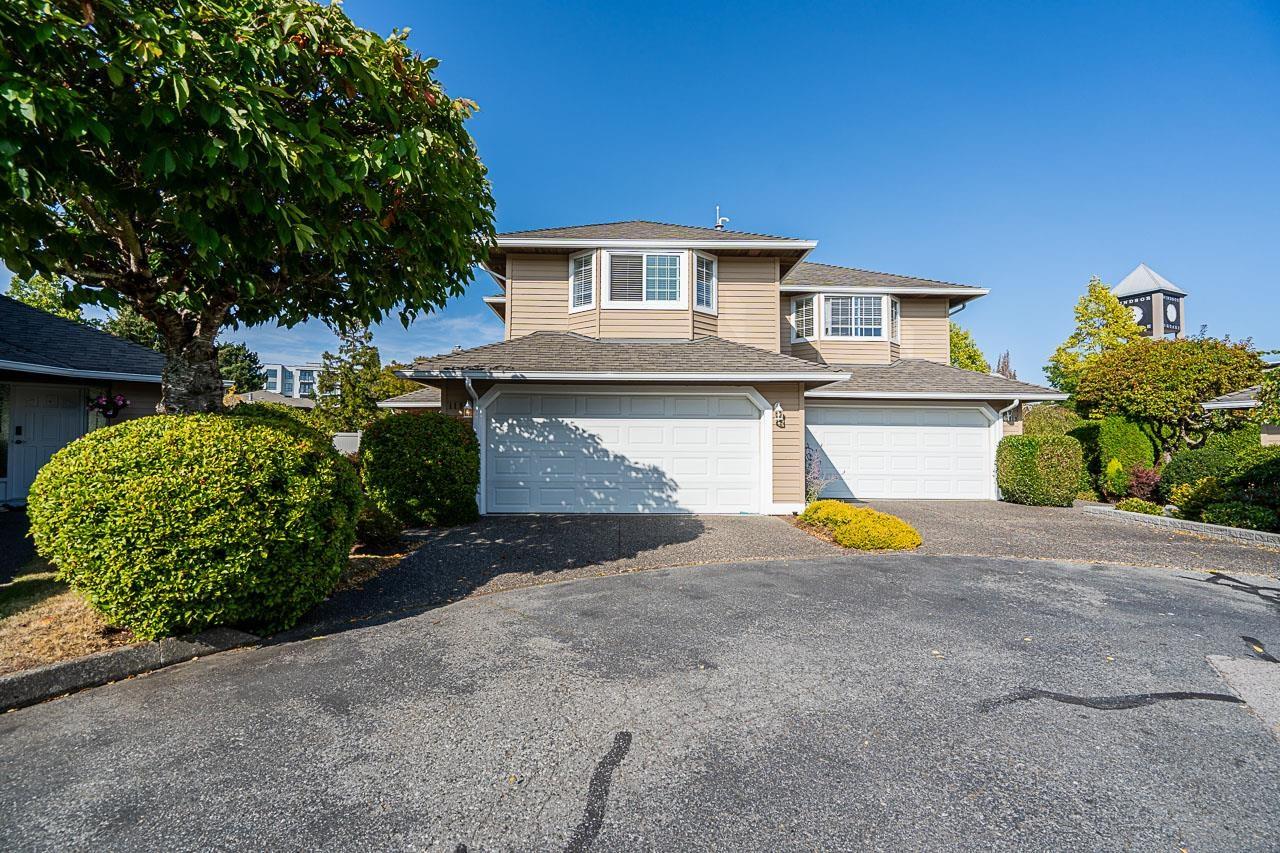 118 15121 19 AVENUE Property Photo 1