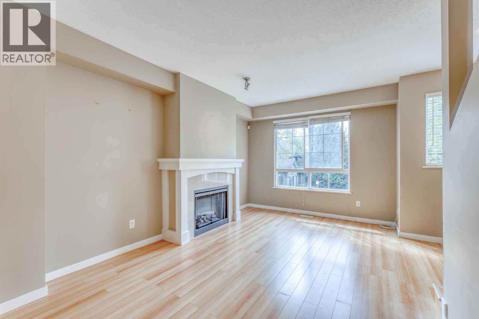 64 2978 Whisper Way Property Photo 4