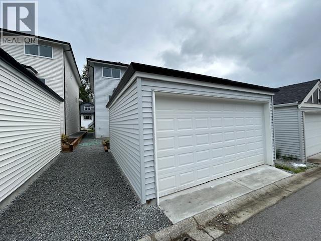 24307 101a Avenue Property Photo 25