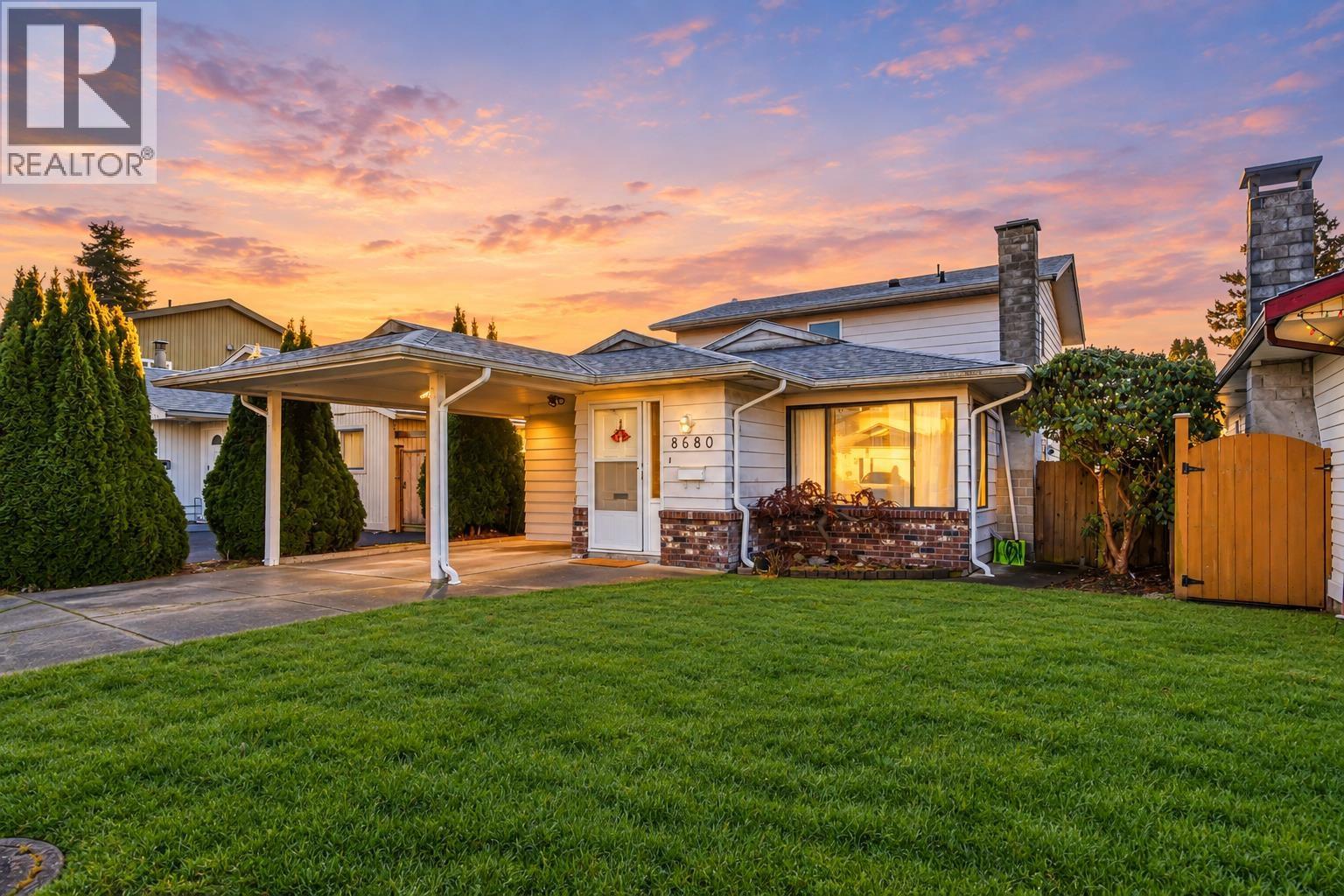 8680 CITADEL CRESCENT