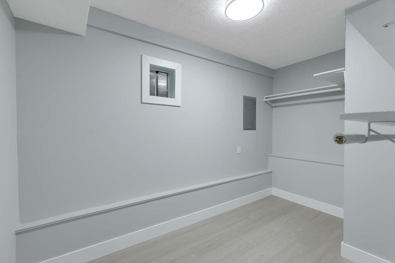 19984 44 Avenue Property Photo 22