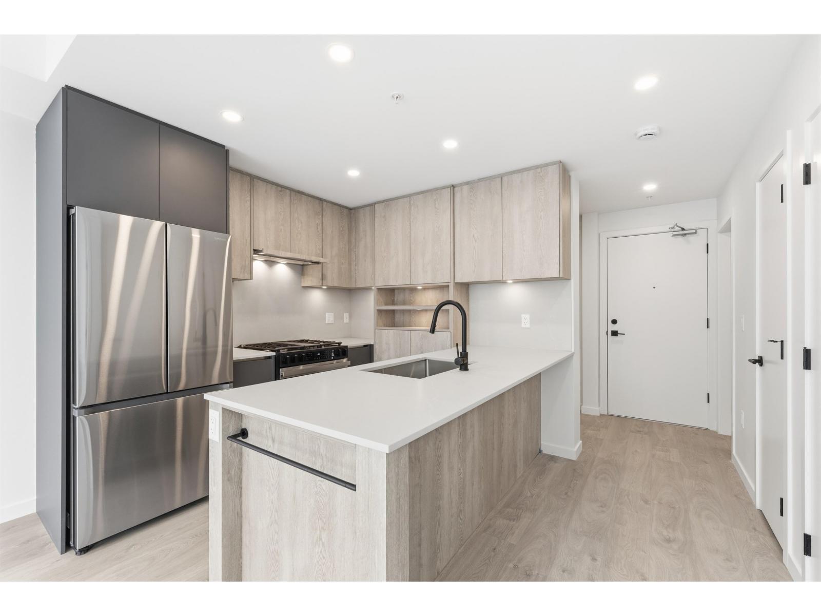 505 19577 65B AVENUE Property Photo 1