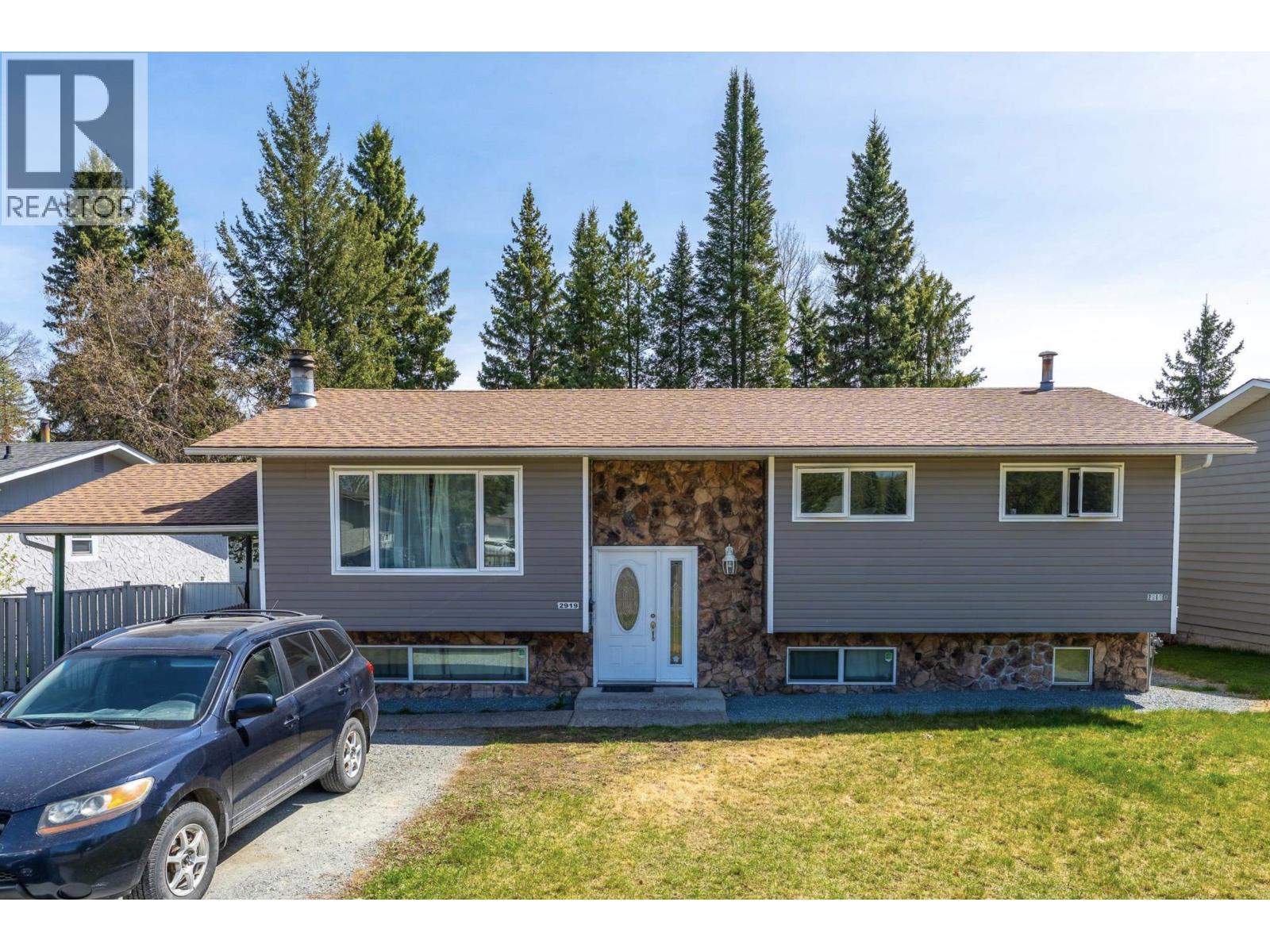 2919 MCGILL CRESCENT