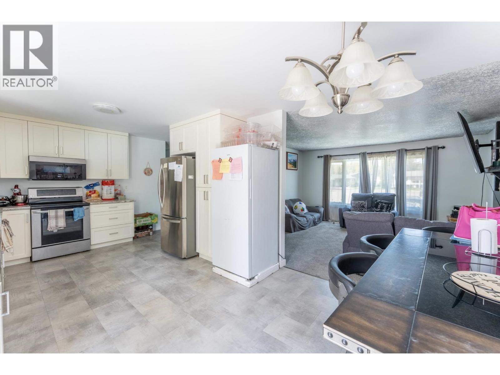 2919 Mcgill Crescent Property Photo 17