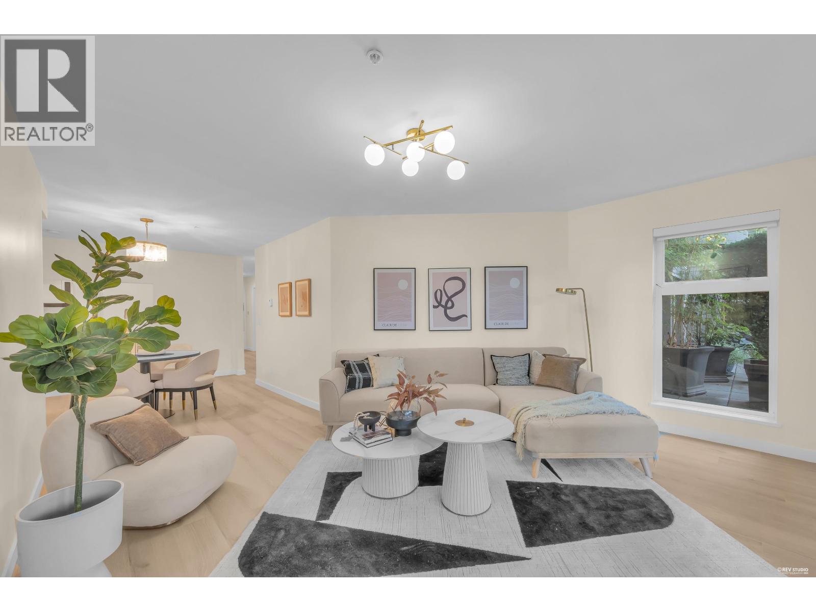 101 1924 Comox Street Property Photo 1
