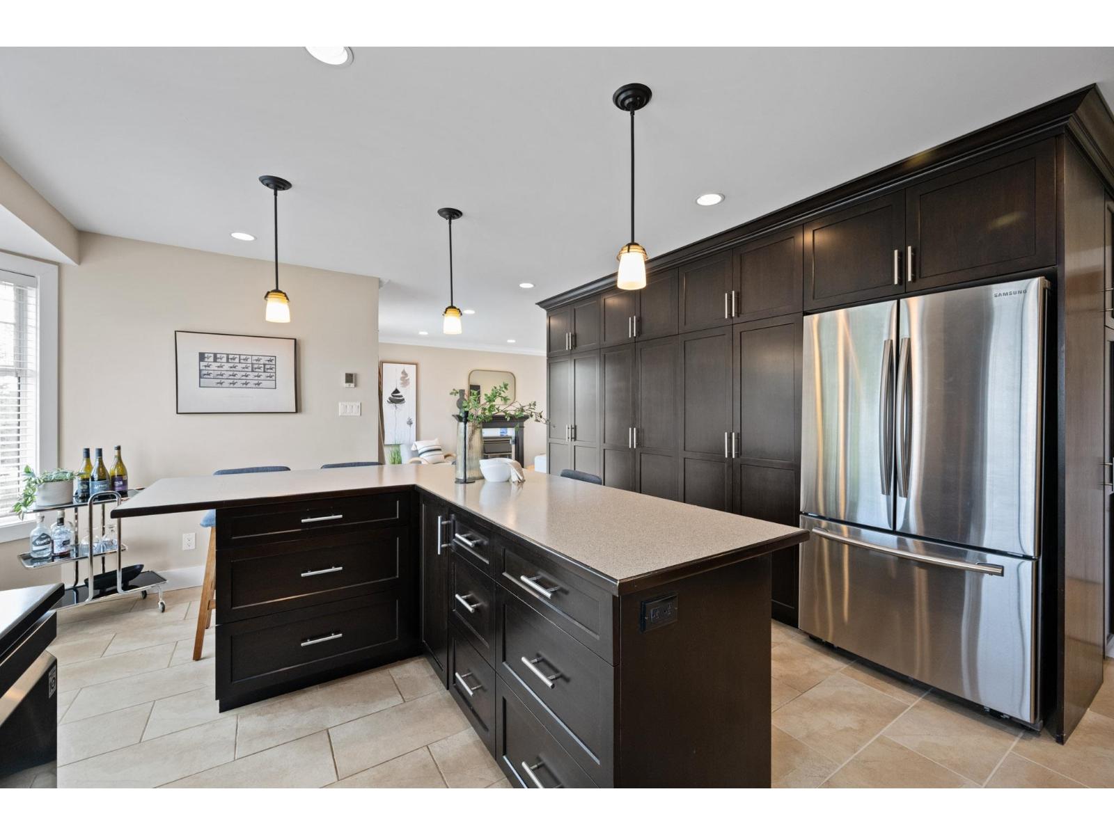 15866 91 Avenue Property Photo 14