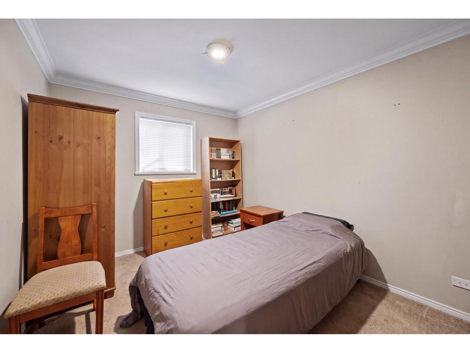15866 91 Avenue Property Photo 36