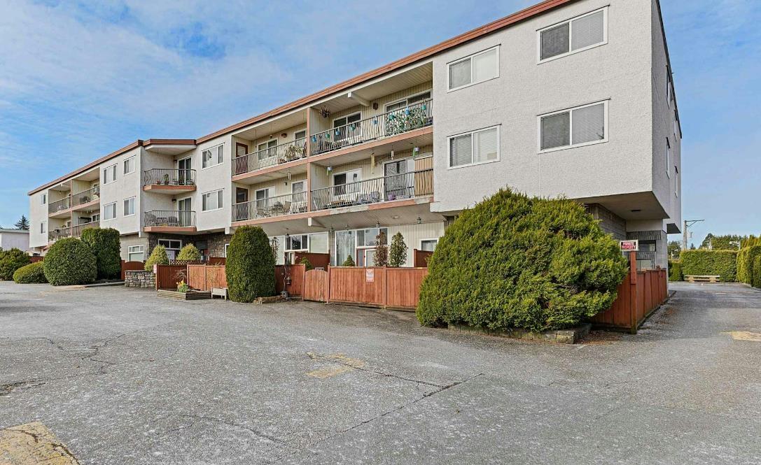 102b 3043 270 Street Property Photo 1