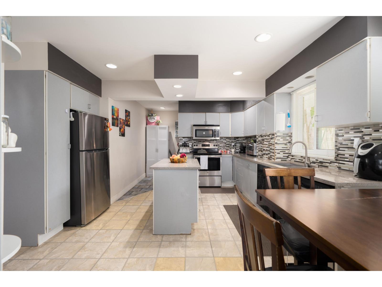 11378 River Road Property Photo 10