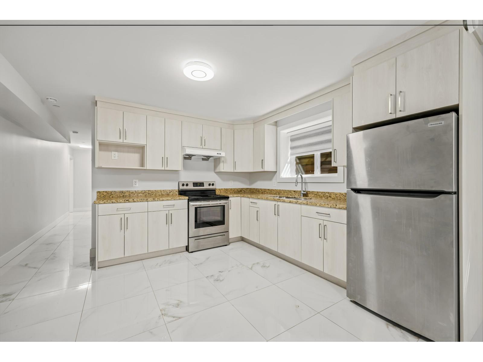 15918 Roper Avenue Property Photo 25