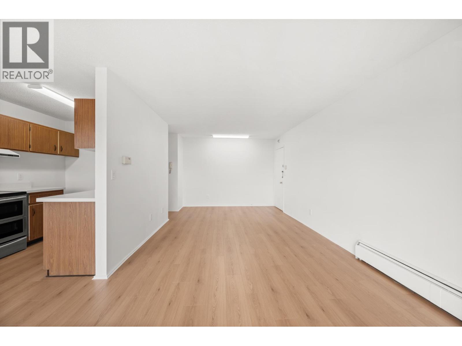 303 8080 Ryan Road Property Photo 5