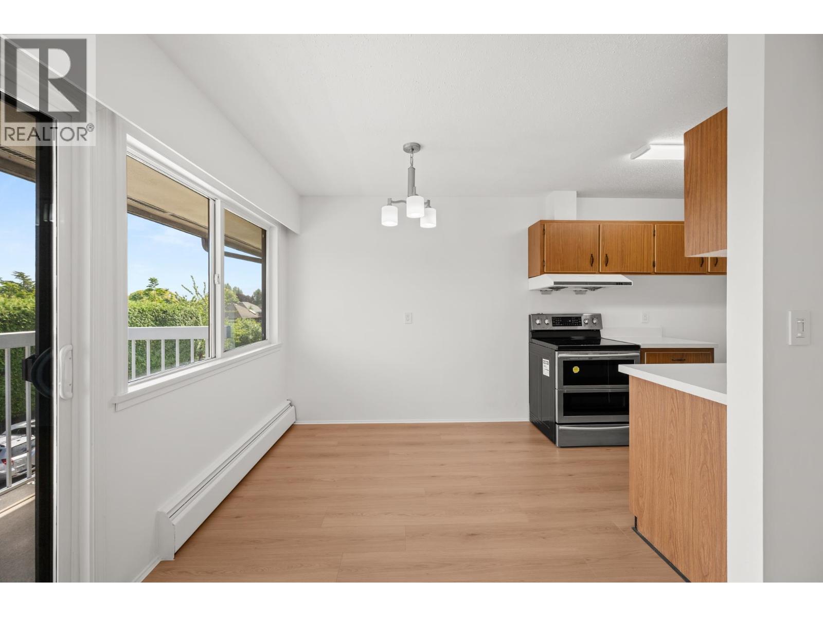 303 8080 Ryan Road Property Photo 8
