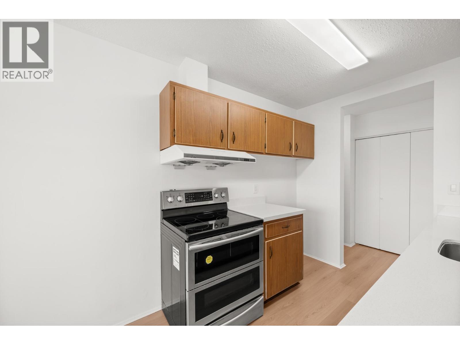 303 8080 Ryan Road Property Photo 11