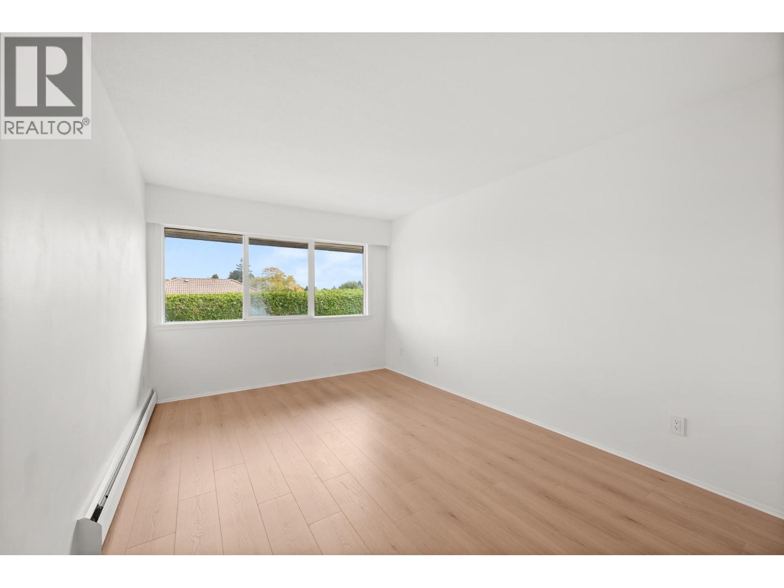 303 8080 Ryan Road Property Photo 16