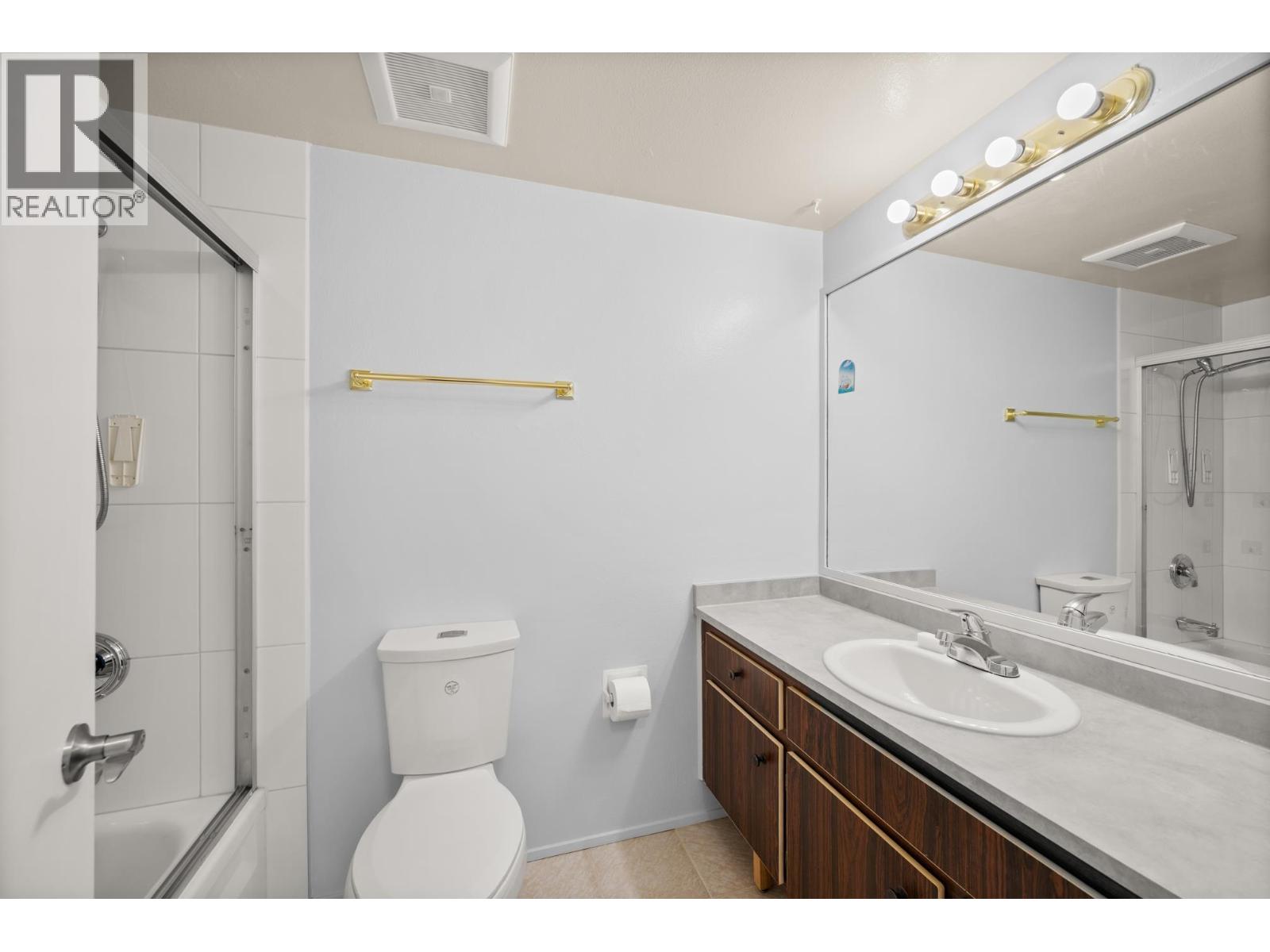 303 8080 Ryan Road Property Photo 17