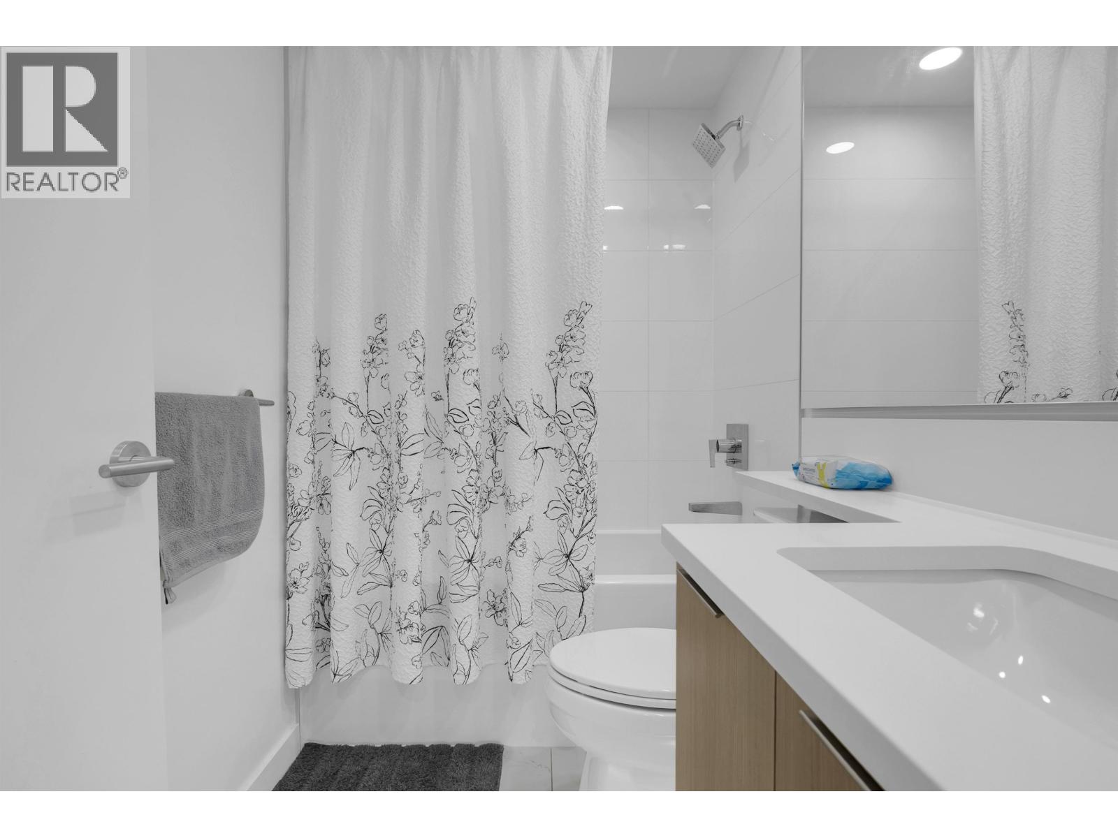 1106 7769 Park Crescent Property Photo 13