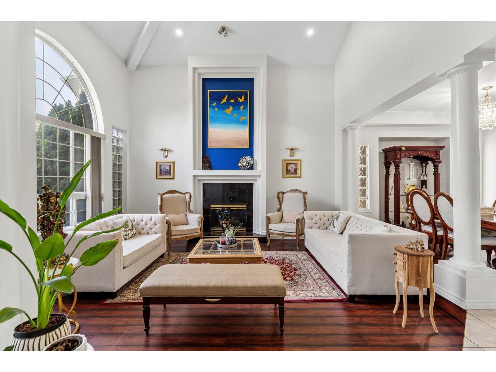 5933 137a Street Property Photo 5