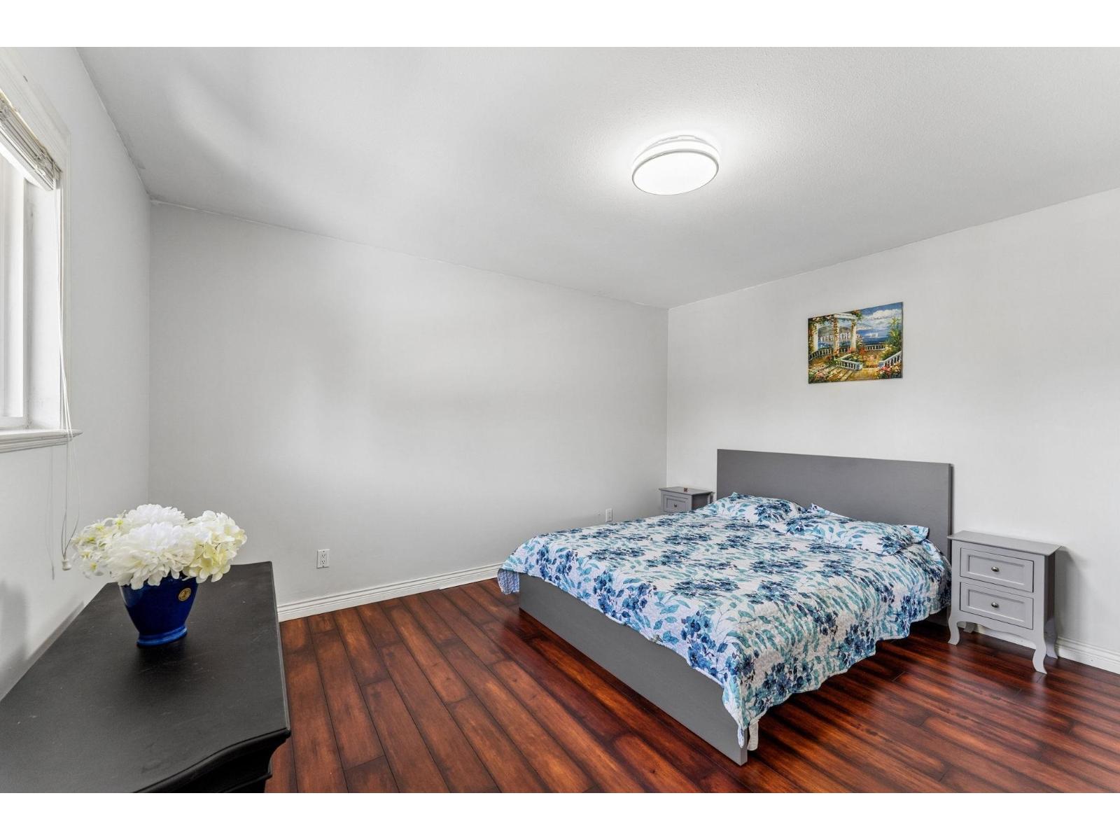 5933 137a Street Property Photo 22