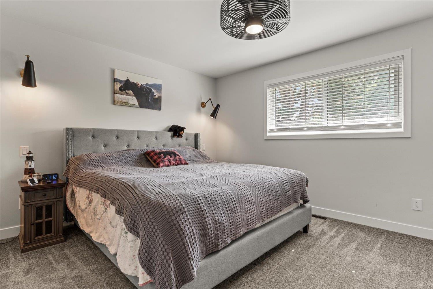 45188 Redwood Avenue Property Photo 11