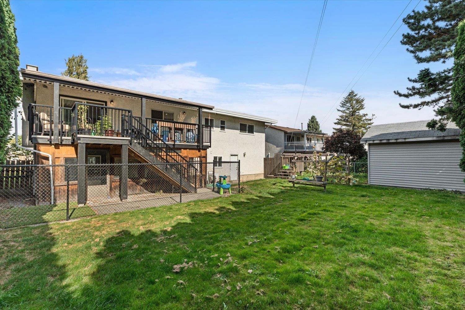 45188 Redwood Avenue Property Photo 24