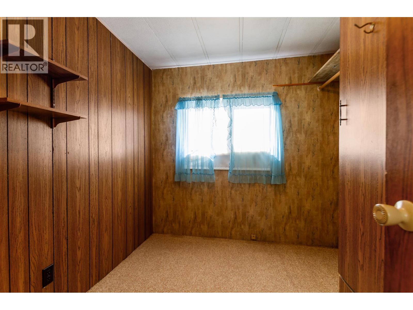 18 11876 Poplar Drive Property Photo 8