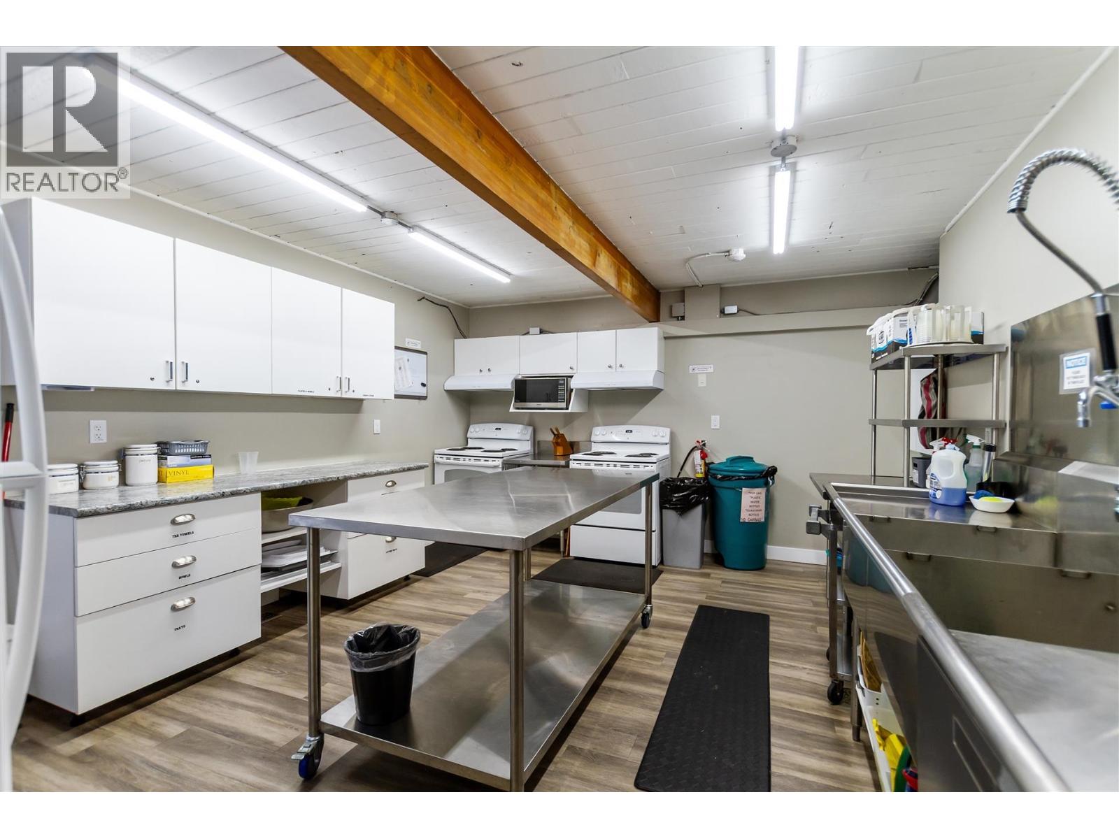 18 11876 Poplar Drive Property Photo 16
