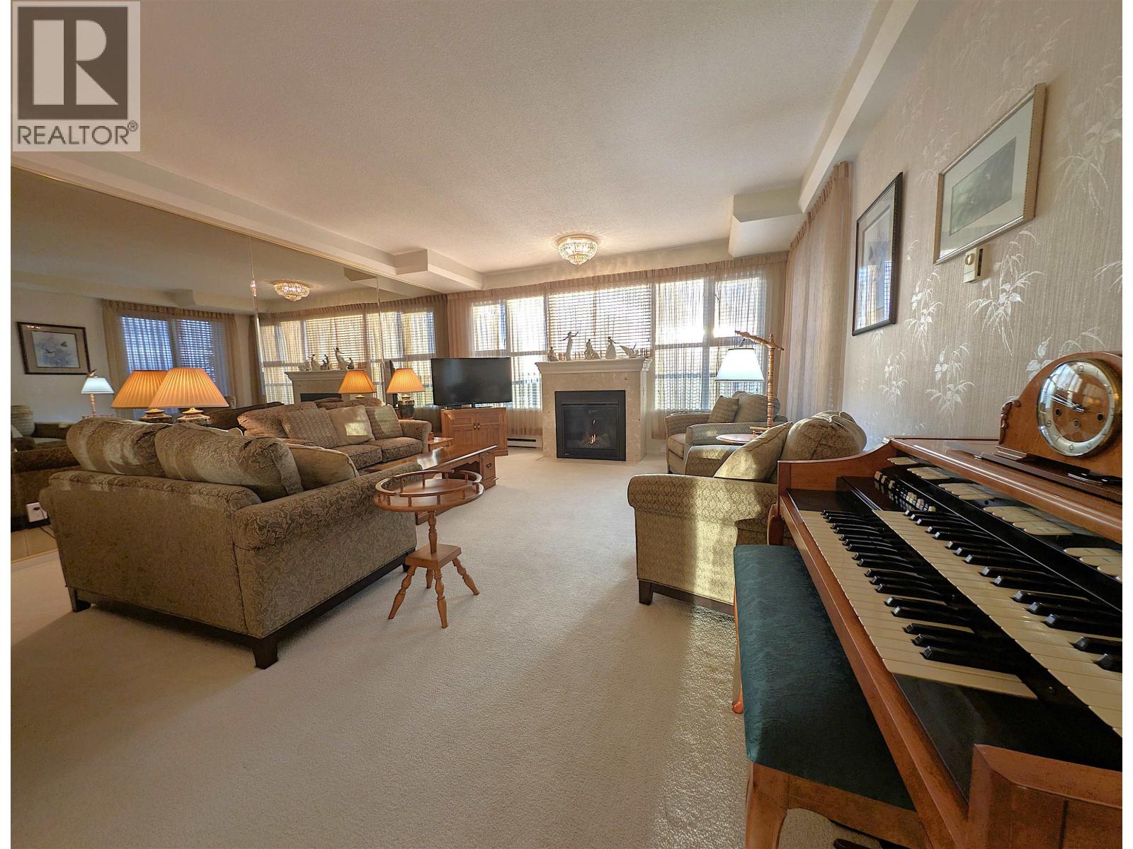 2230 4825 Hazel Street Property Photo 7
