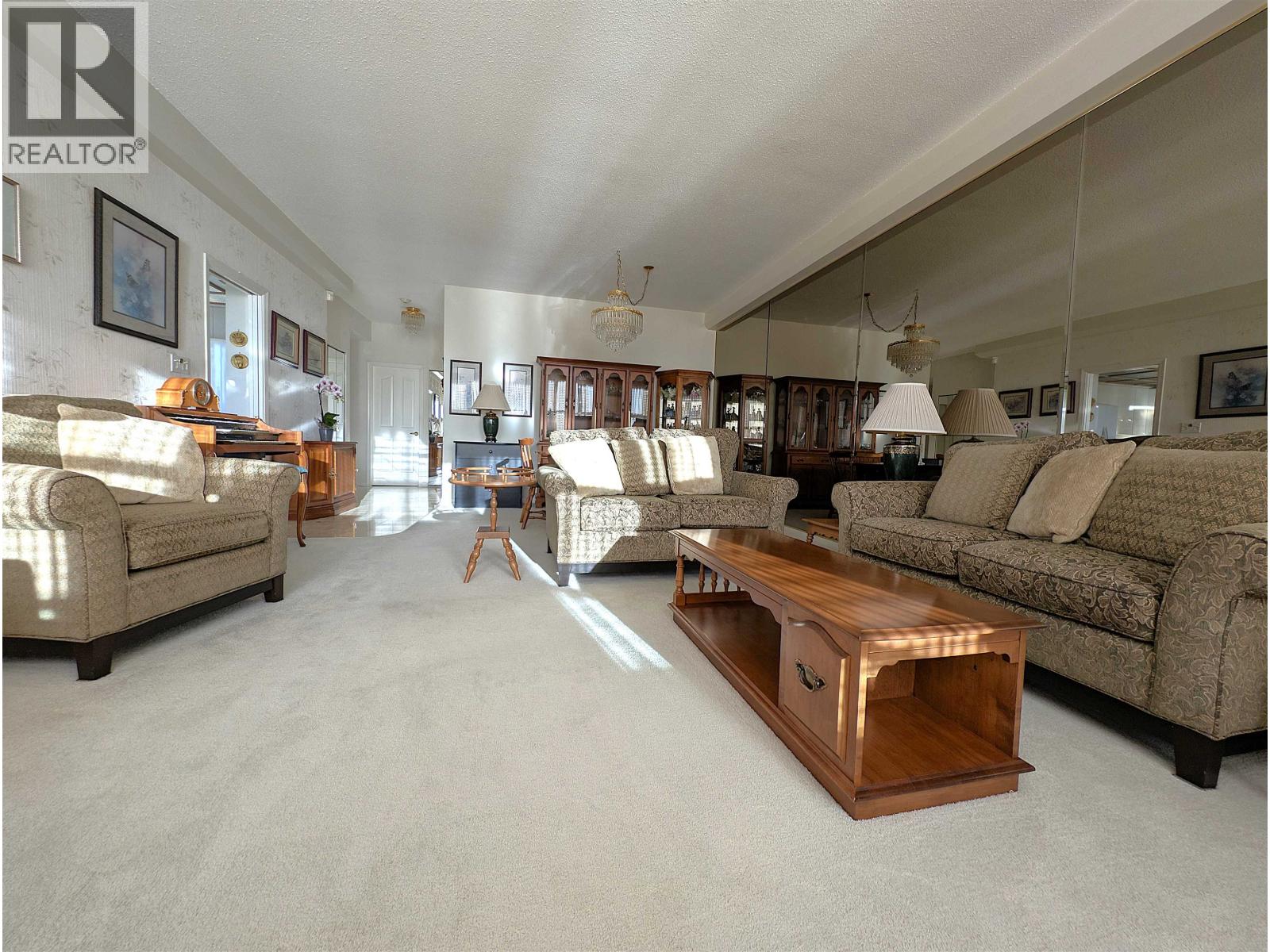 2230 4825 Hazel Street Property Photo 12
